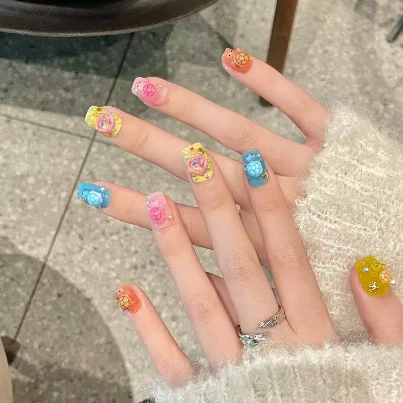 Resin Crafts Diy - 100個のミニカラフルタートルレジンチャーム、フラットバックカボション、かわいいDIYスマホケースサイドデコレーション、ネイルアート、手作りクラフトアクセサリー